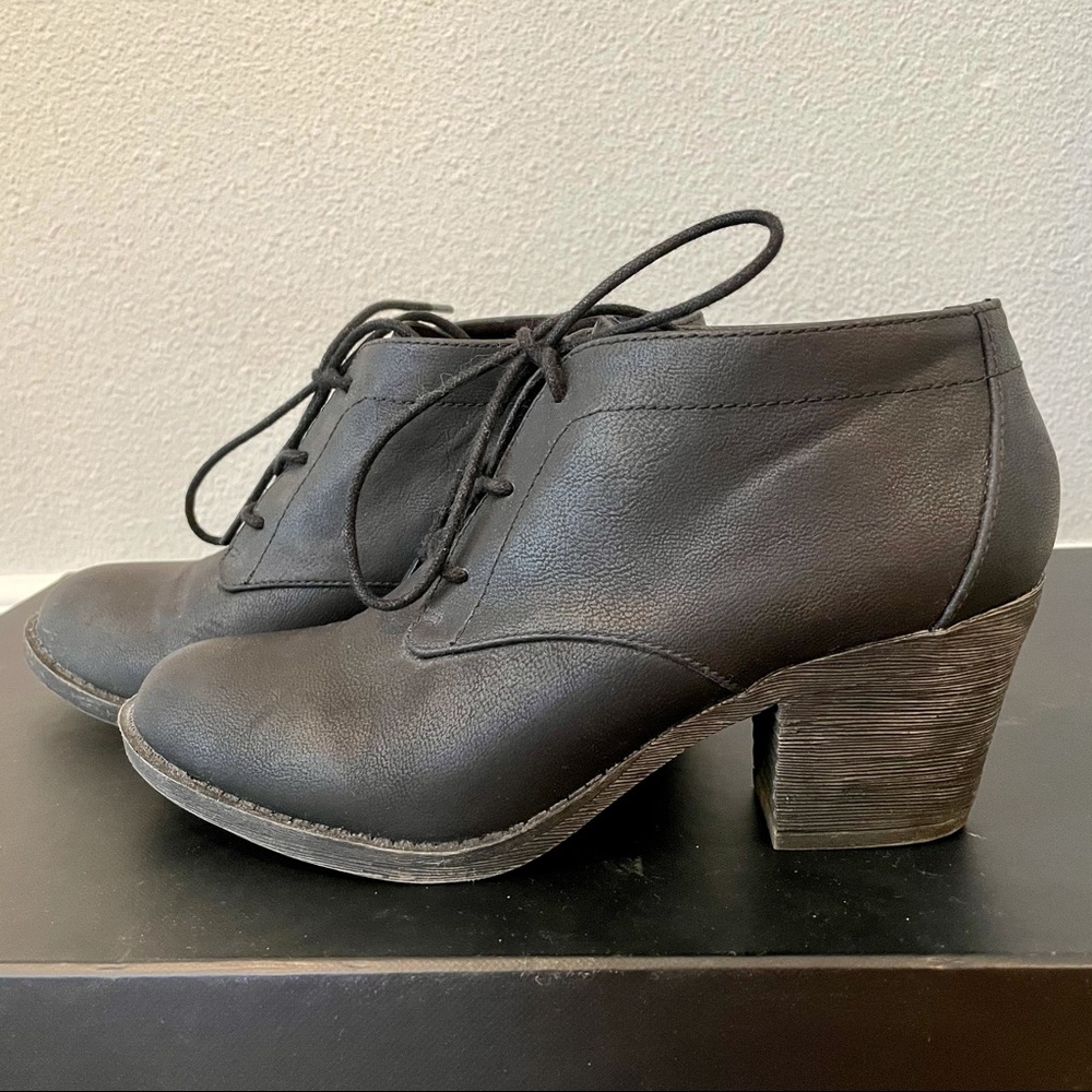 Chunky Heel Tie-Up Ankle Booties